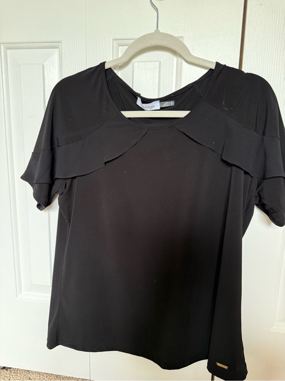 Calvin Klein Black Short Ruffle-Sleeve Blouse